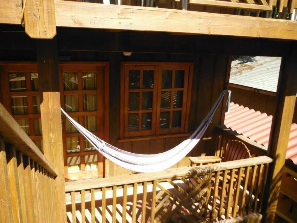 Sea Breeze Inn 웨스트 엔드 외부 사진